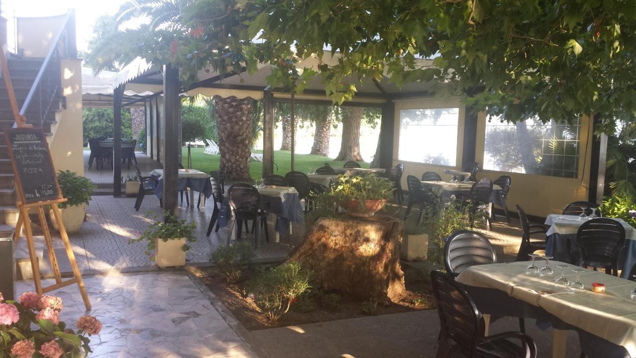 בולסנה Hotel Eden Sul Lago מראה חיצוני תמונה