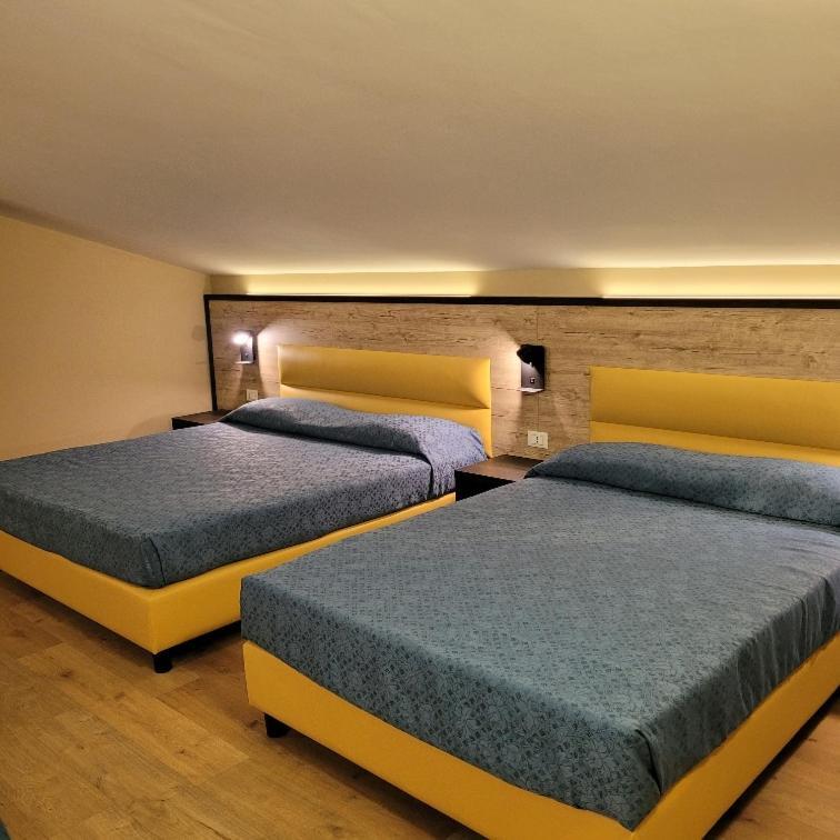 בולסנה Hotel Eden Sul Lago מראה חיצוני תמונה