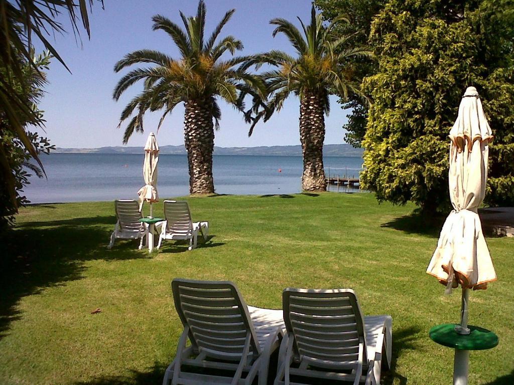 בולסנה Hotel Eden Sul Lago מראה חיצוני תמונה
